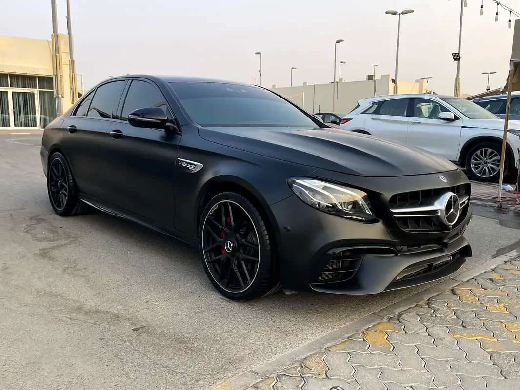 Mercedes-Benz E-Class E 63 AMG 4MATIC+ 9G-TRONIC (571 hp) - 3