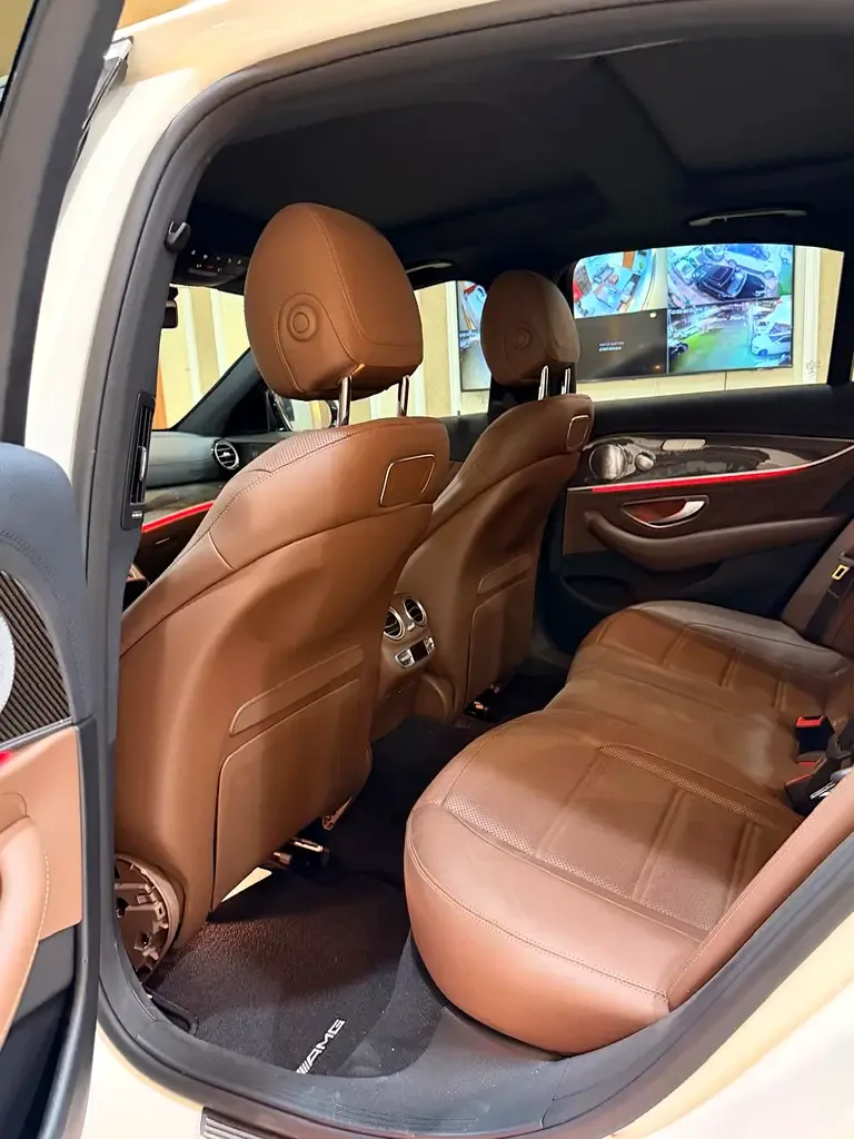 Mercedes-Benz E-Class E 63 AMG 4MATIC+ 9G-TRONIC (571 حصان) - 8