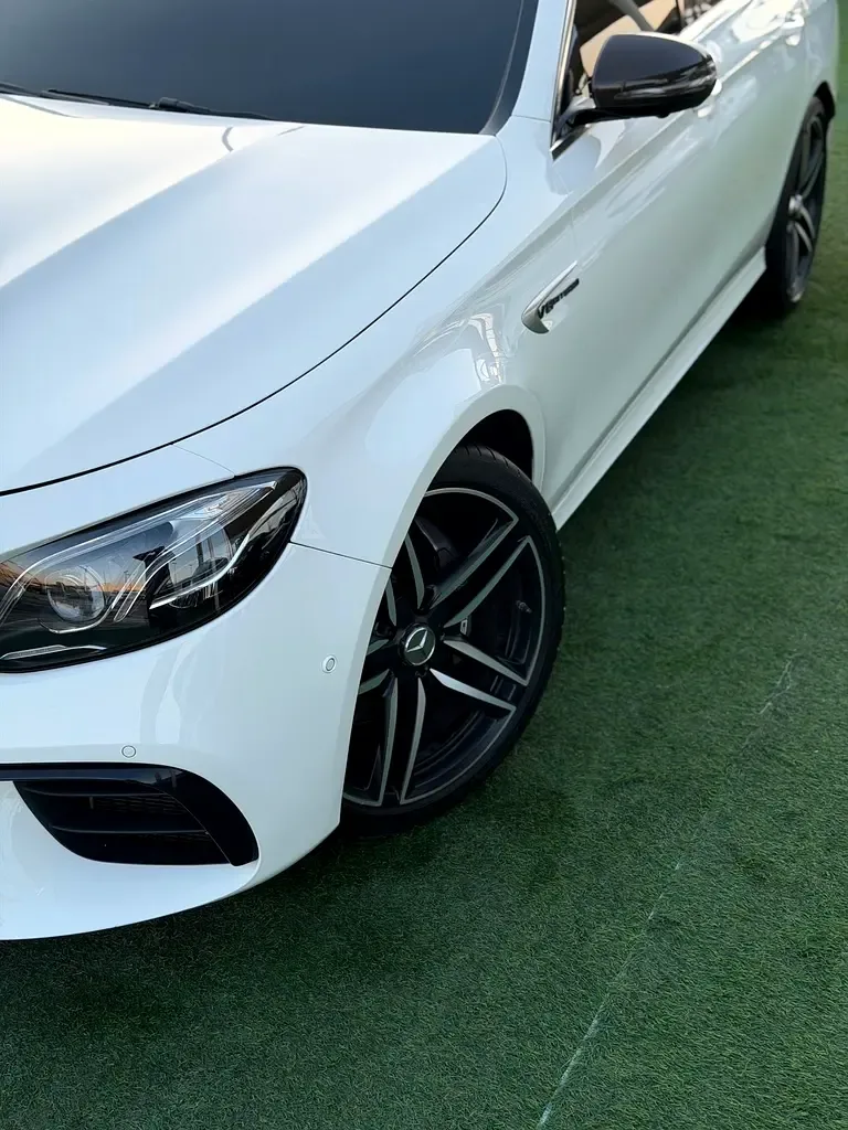 Mercedes-Benz E-Class E 63 AMG 4MATIC+ 9G-TRONIC (571 hp) - 9