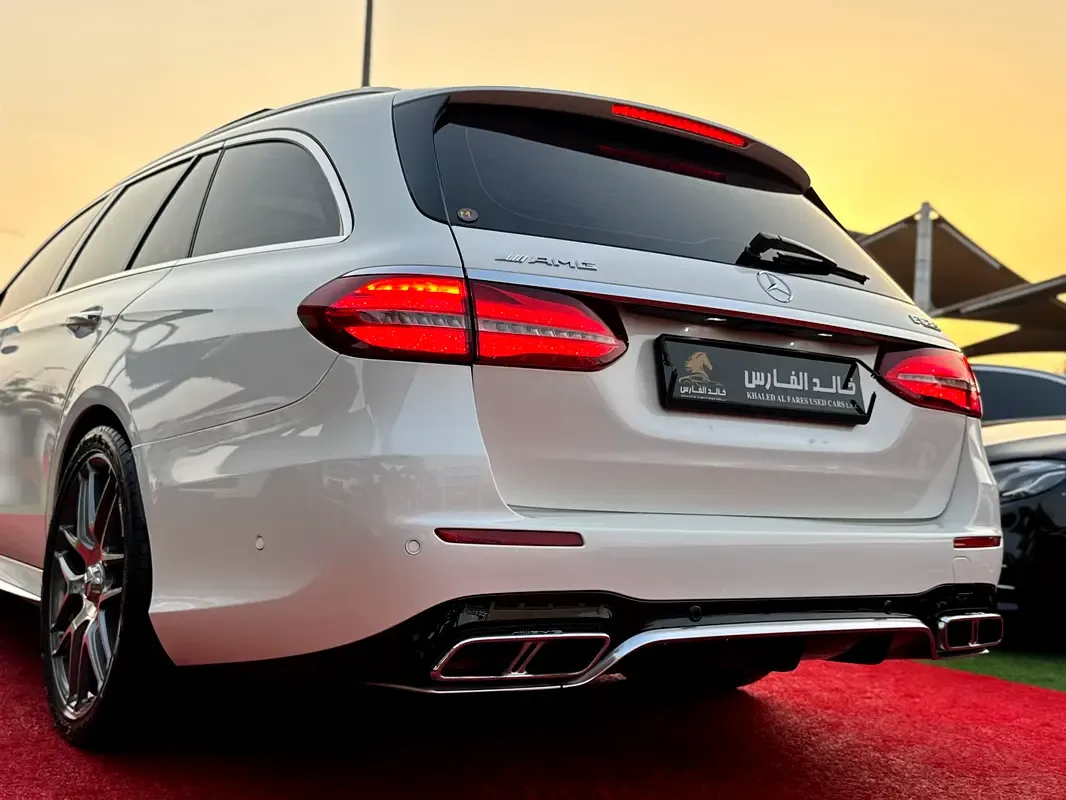 Mercedes-Benz E-Class E 63 AMG 4MATIC+ 9G-TRONIC (571 hp) - 10