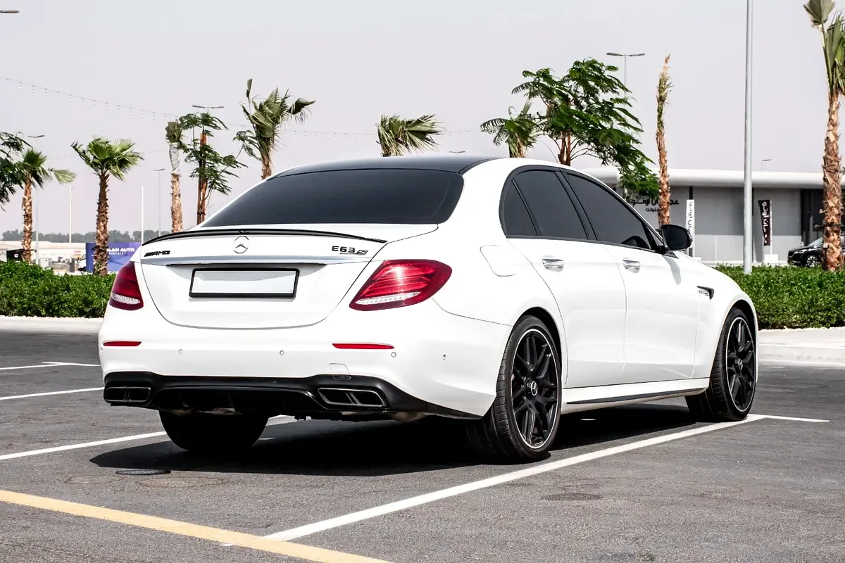 Mercedes-Benz E-Class E 63 AMG 4MATIC+ 9G-TRONIC (571 hp) - 6