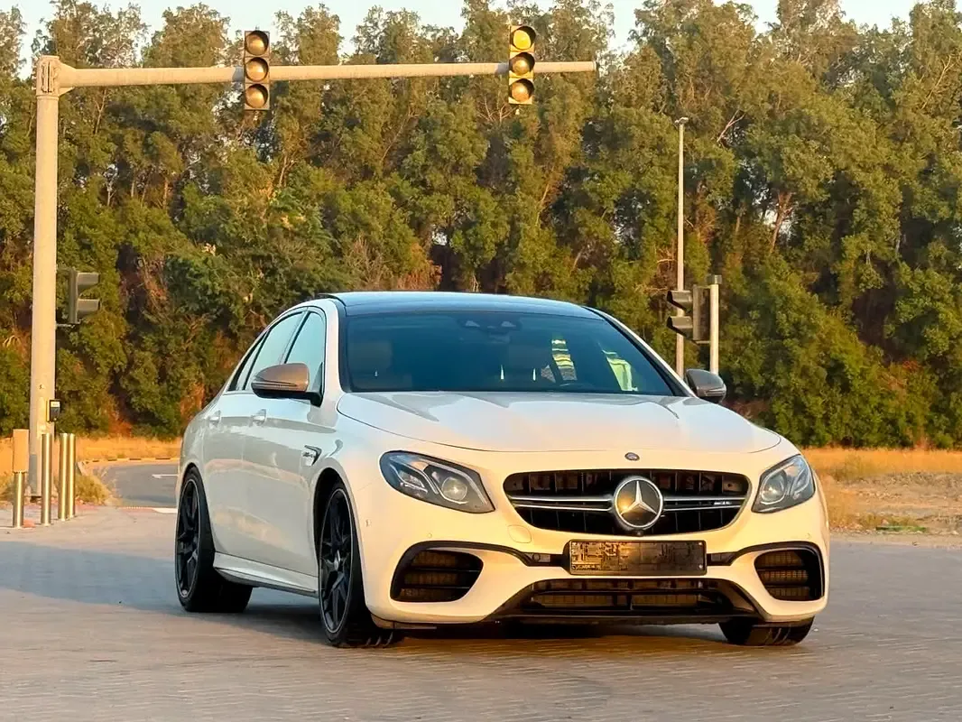Mercedes-Benz E-Class E 63 AMG SpeedShift (557 hp) - 4