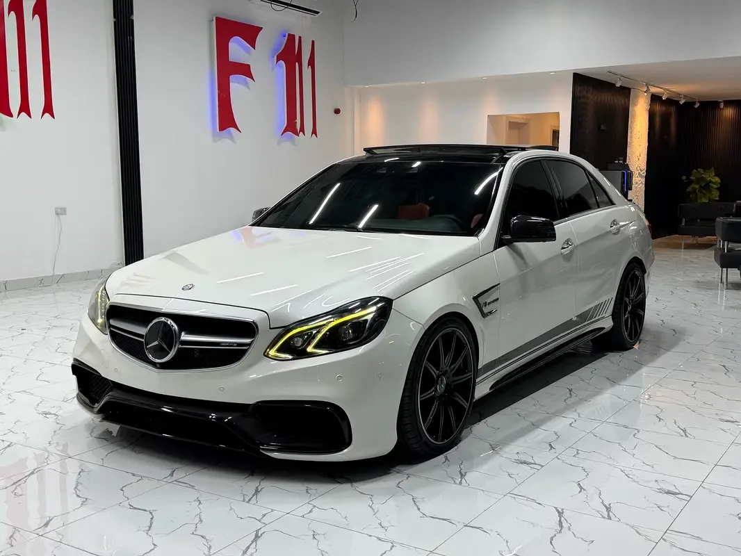 Mercedes-Benz E-Class E 63 AMG SpeedShift MCT 4Matic (557 hp)
