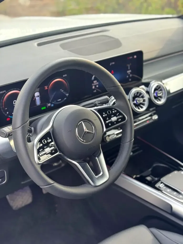 Mercedes-Benz EQB AT 4WD (292 حصان) - 6