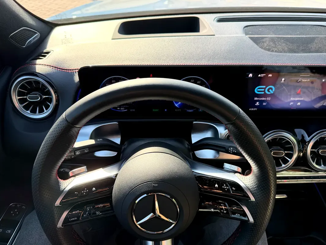 Mercedes-Benz EQB E AT AWD (228 hp) - 11