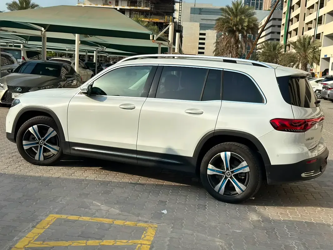 Mercedes-Benz EQB E AT AWD (228 حصان) - 2