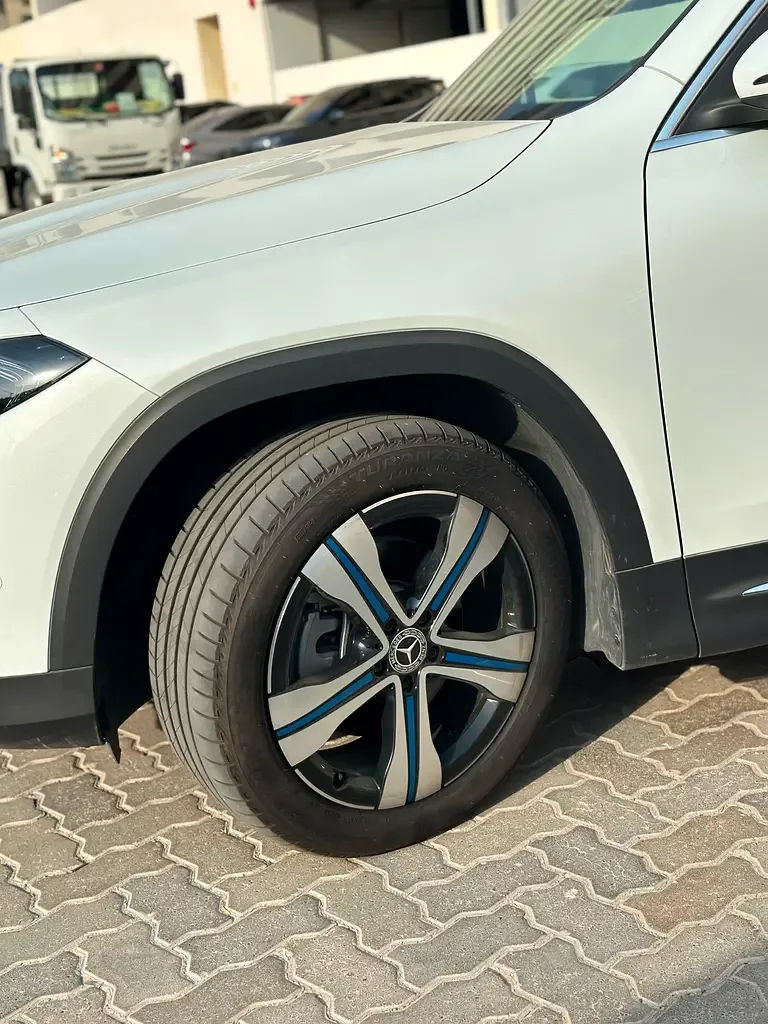 Mercedes-Benz EQB E AT AWD (228 حصان) - 6