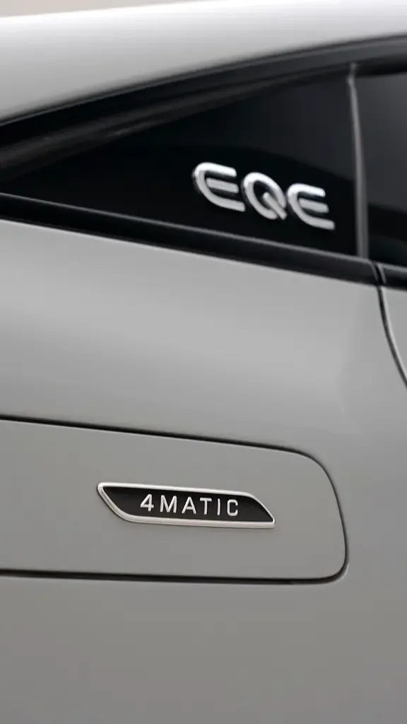 Mercedes-Benz EQE AT 4WD (408 hp) - 4