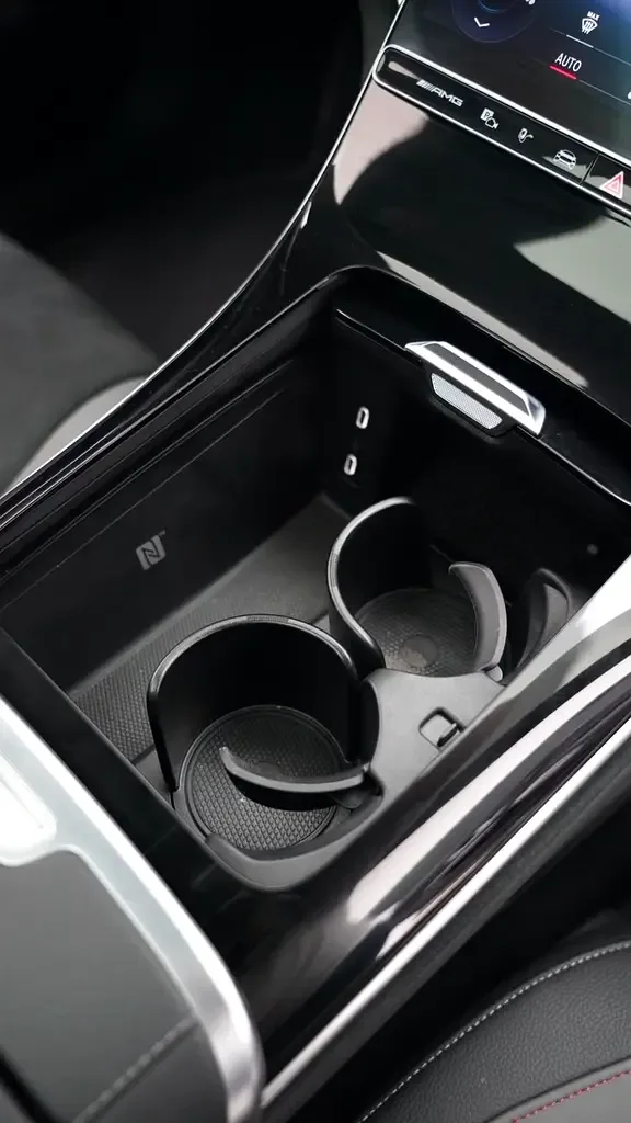 Mercedes-Benz EQE AT 4WD (408 hp) - 13