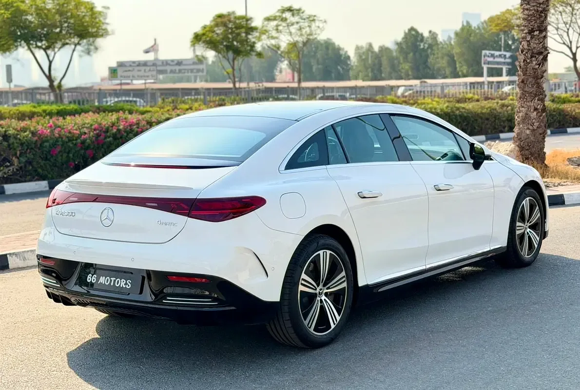 Mercedes-Benz EQE AT 4WD (408 حصان) - 4