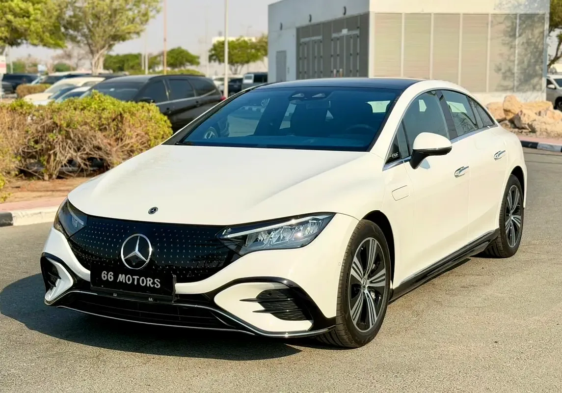Mercedes-Benz EQE AT 4WD (408 حصان) - 2