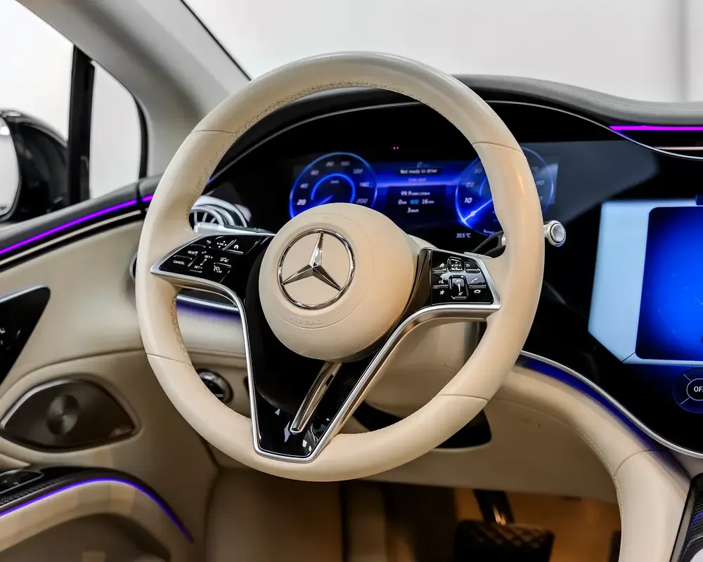 Mercedes-Benz EQS AT 4WD (524 حصان) - 10