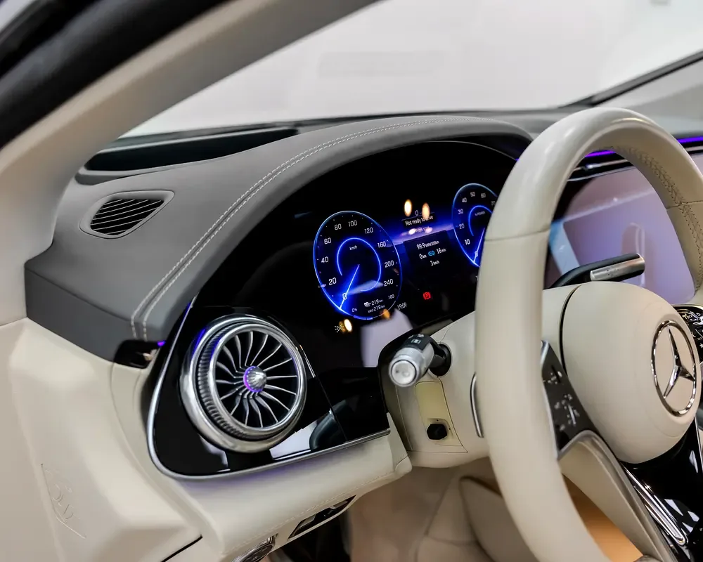 Mercedes-Benz EQS AT 4WD (524 حصان) - 11