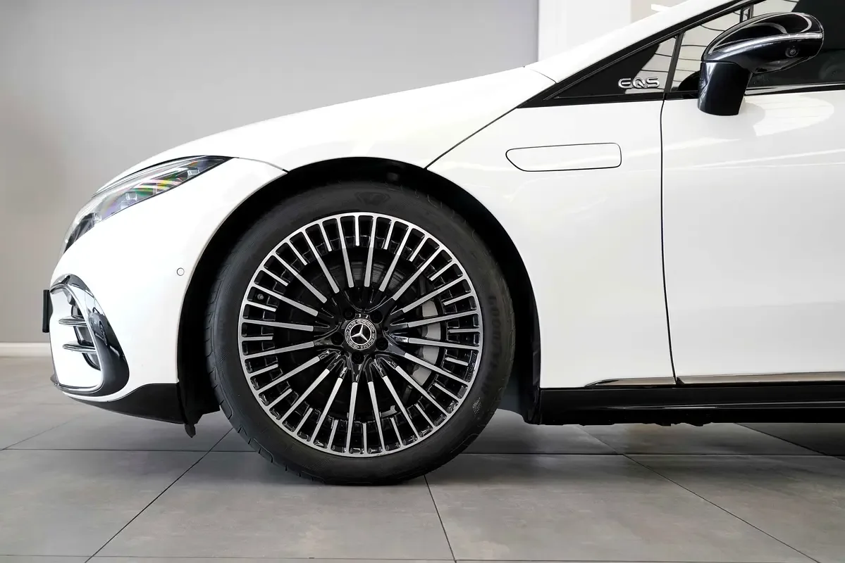 Mercedes-Benz EQS AT 4WD (524 hp) - 5