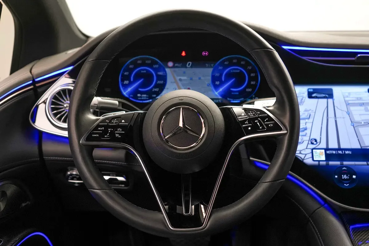 Mercedes-Benz EQS AT 4WD (524 حصان) - 9
