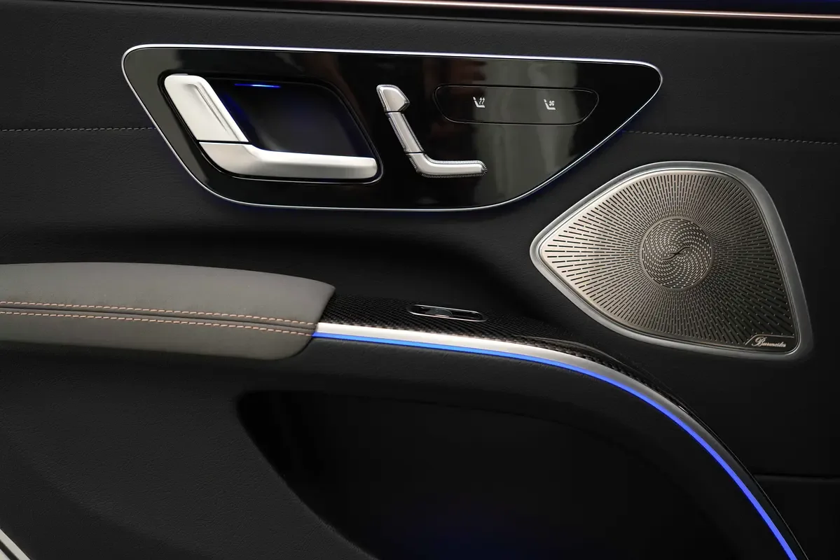 Mercedes-Benz EQS AT 4WD (524 حصان) - 16