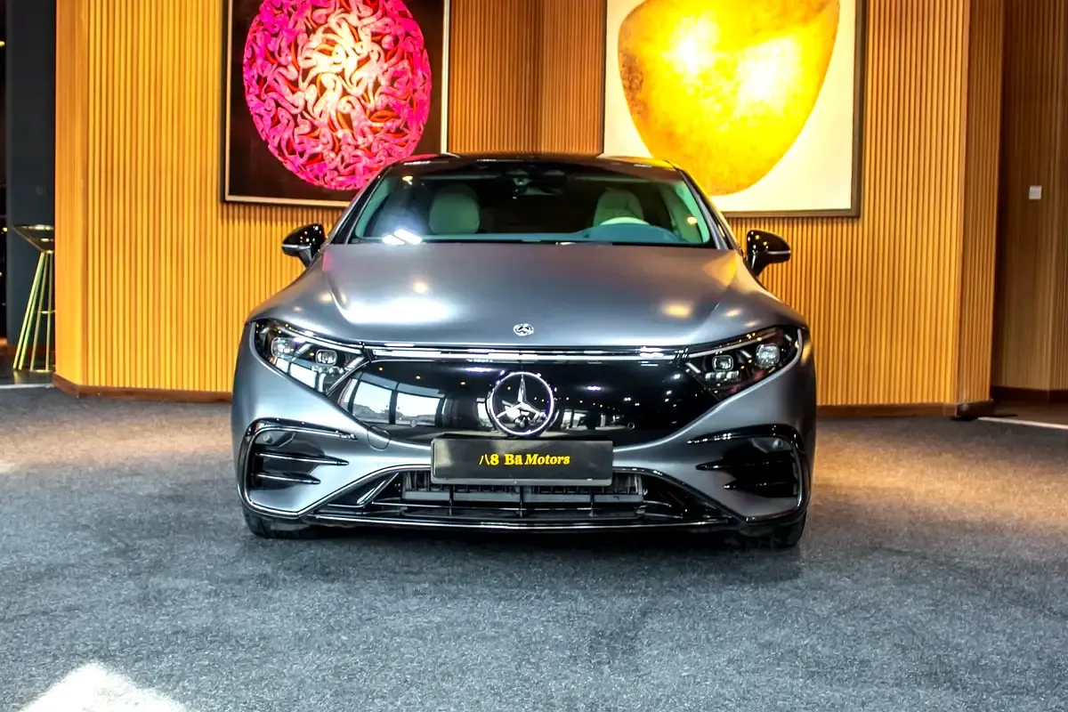 Mercedes-Benz EQS AT 4WD (524 حصان) - 2