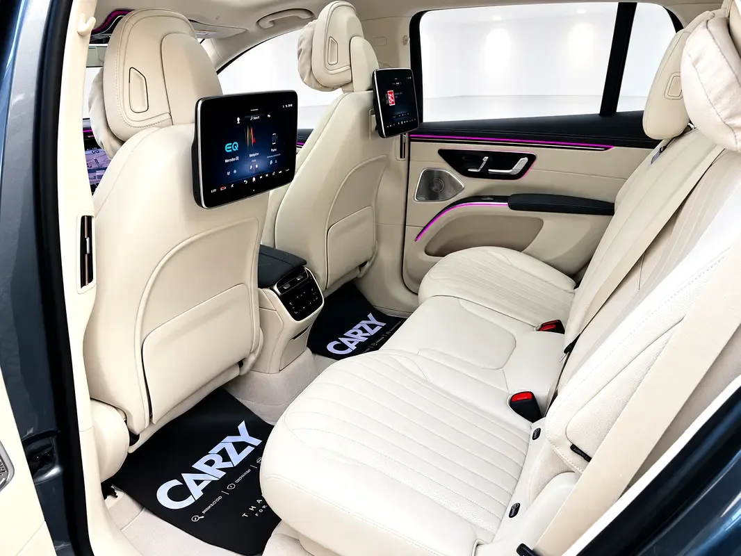 Mercedes-Benz EQS E AT AWD (523 حصان) - 13