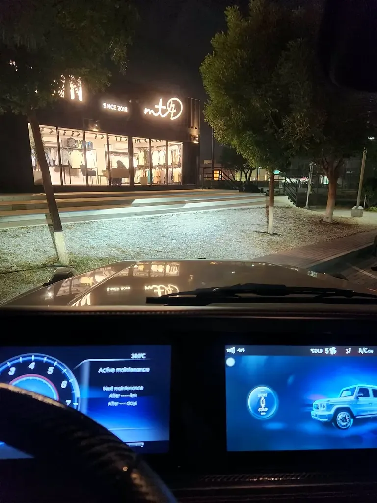 Mercedes-Benz G-Class G 500 7G-Tronic Plus (421 hp) - 6
