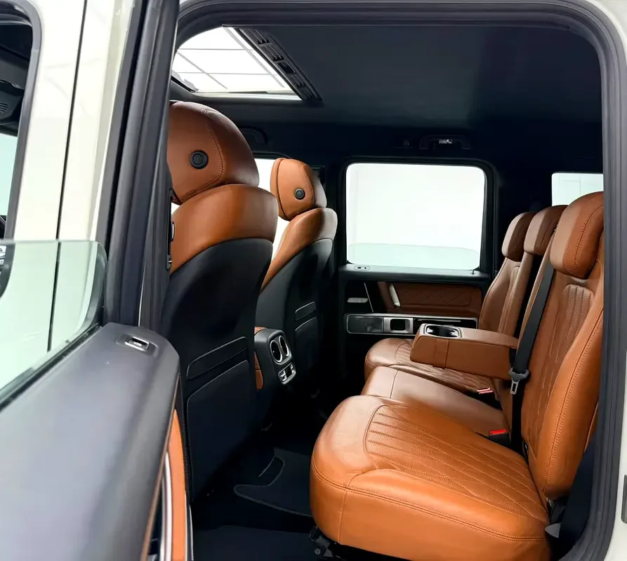 Mercedes-Benz G-Class G 63 AMG Speedshift 4Matic (585 hp) - 17