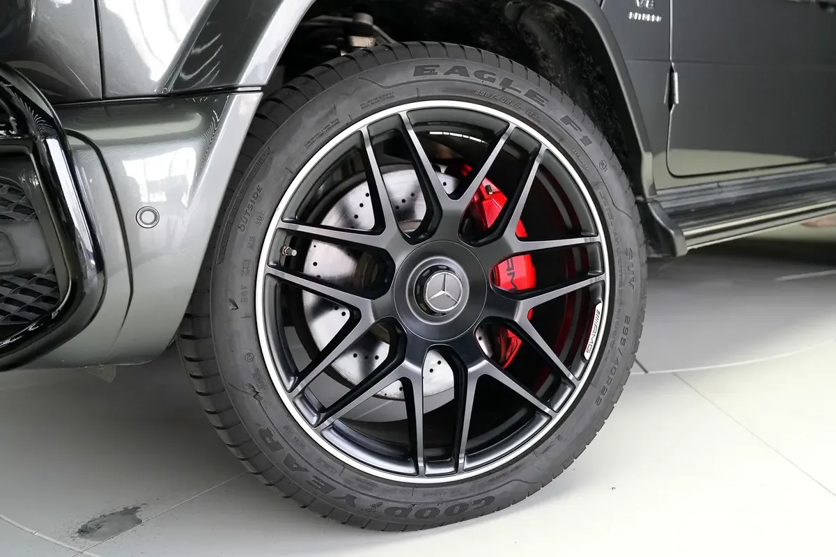 Mercedes-Benz G-Class G 63 AMG Speedshift 4Matic (585 hp) - 17