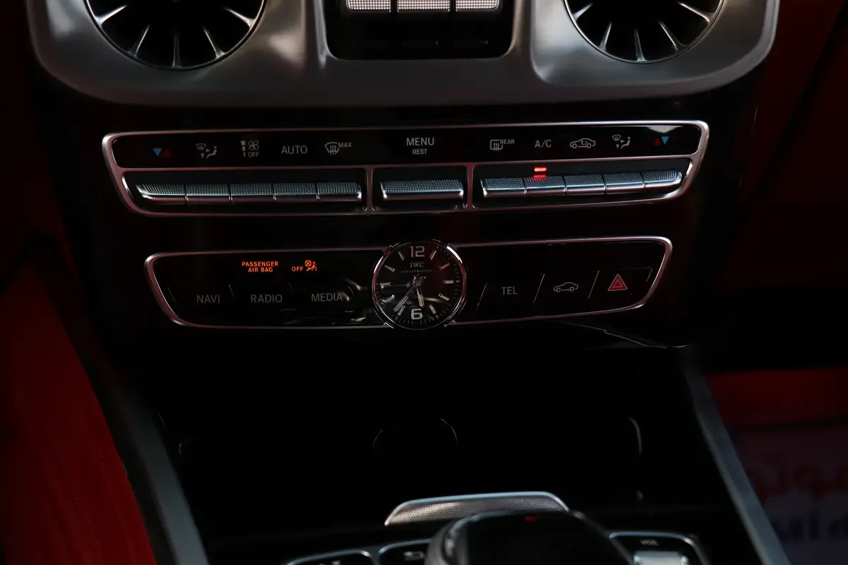 Mercedes-Benz G-Class G 63 AMG Speedshift 4Matic (585 hp) - 17