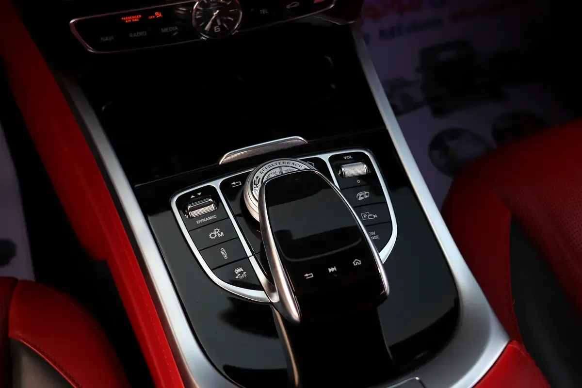 Mercedes-Benz G-Class G 63 AMG Speedshift 4Matic (585 hp) - 16