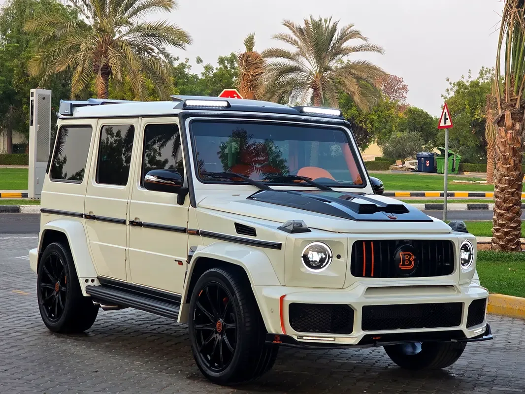 Mercedes-Benz G-Class G 63 AMG Speedshift Plus 7G-Tronic (571 hp)