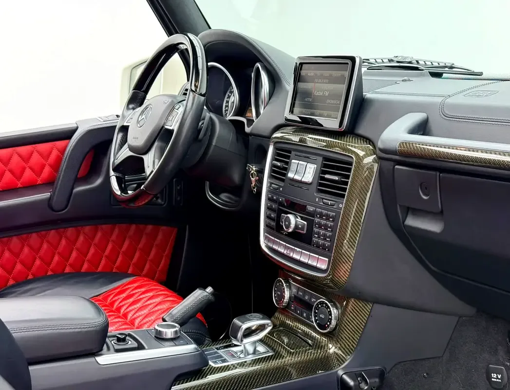 Mercedes-Benz G-Class G 63 AMG Speedshift Plus 7G-Tronic (571 hp) - 13