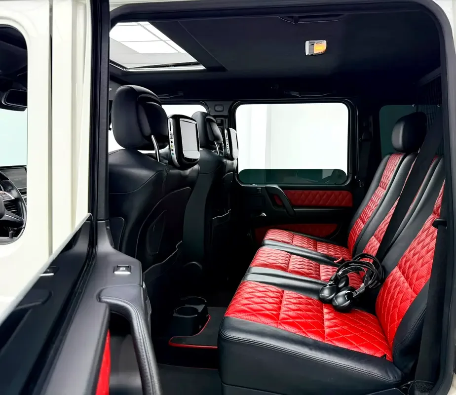 Mercedes-Benz G-Class G 63 AMG Speedshift Plus 7G-Tronic (571 hp) - 17