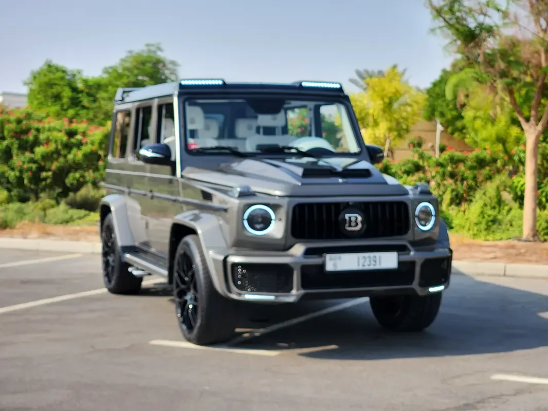 Mercedes-Benz G-Class G 63 AMG Speedshift Plus 7G-Tronic (571 hp) - 4