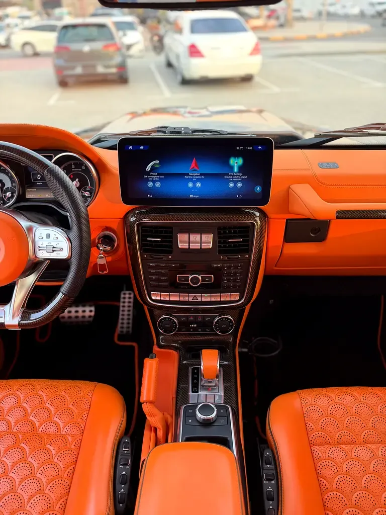 Mercedes-Benz G-Class G 63 AMG Speedshift Plus 7G-Tronic (571 hp) - 12