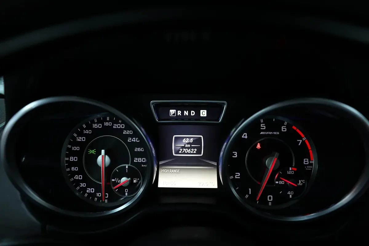 Mercedes-Benz G-Class G 63 AMG Speedshift Plus 7G-Tronic (571 حصان) - 11