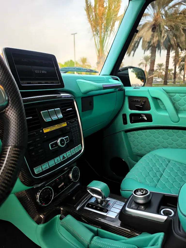 Mercedes-Benz G-Class G 63 AMG Speedshift Plus 7G-Tronic (571 hp) - 20
