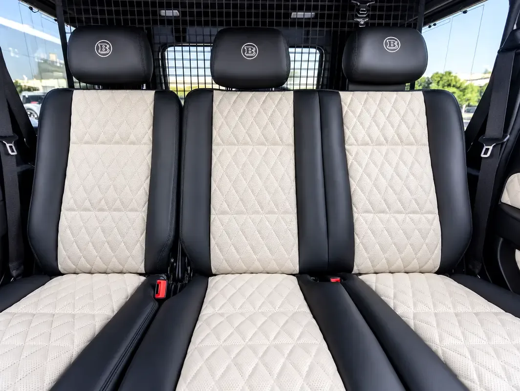 Mercedes-Benz G-Class G 65 AMG Speedshift Plus 7G-Tronic (630 حصان) - 13