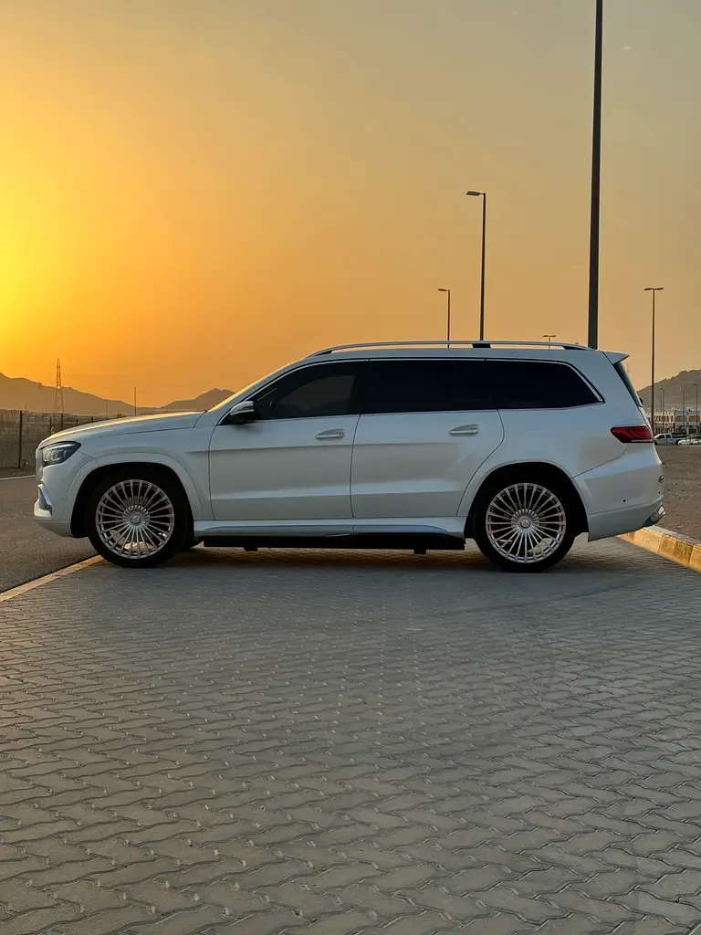 Mercedes-Benz GL-Class 4.7 AT 4WD (435 hp) - 16