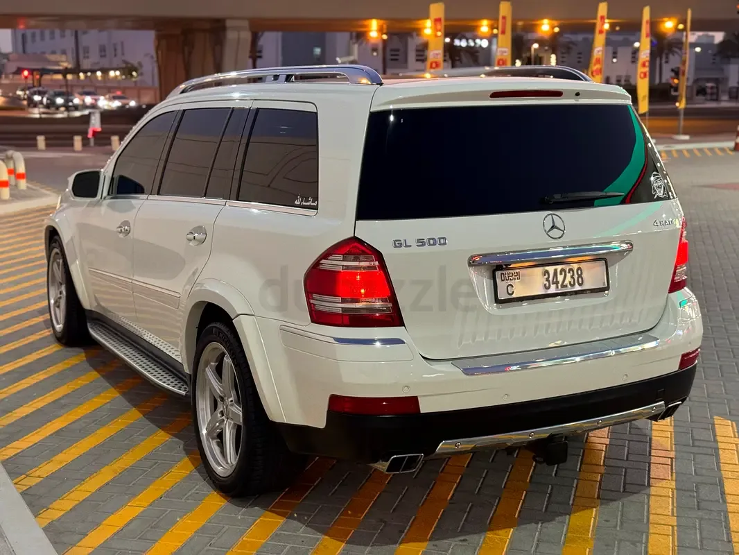 Mercedes-Benz GL-Class GL 500 7G-Tronic 4MATIC (388 حصان) - 15
