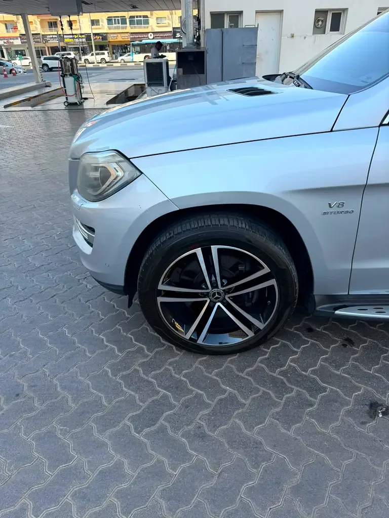 Mercedes-Benz GL-Class GL 500 BlueEfficiency 7G-Tronic Plus 4Matic (435 hp) - 5