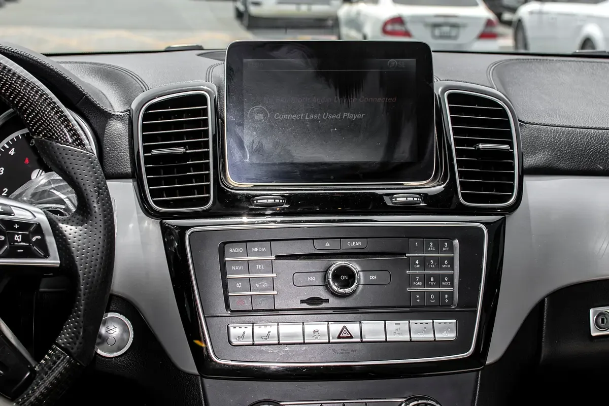 Mercedes-Benz GL-Class GL 500 BlueEfficiency 7G-Tronic Plus 4Matic (435 hp) - 9