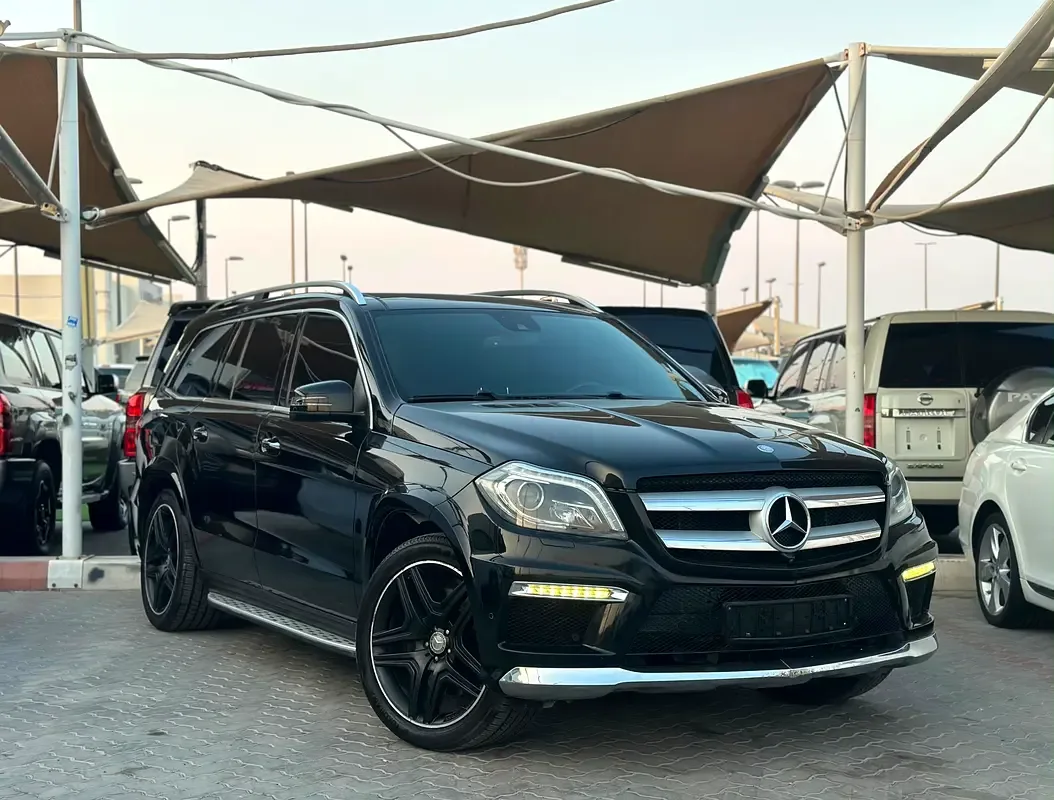 Mercedes-Benz GL-Class GL 500 BlueEfficiency 7G-Tronic Plus 4Matic (435 hp)