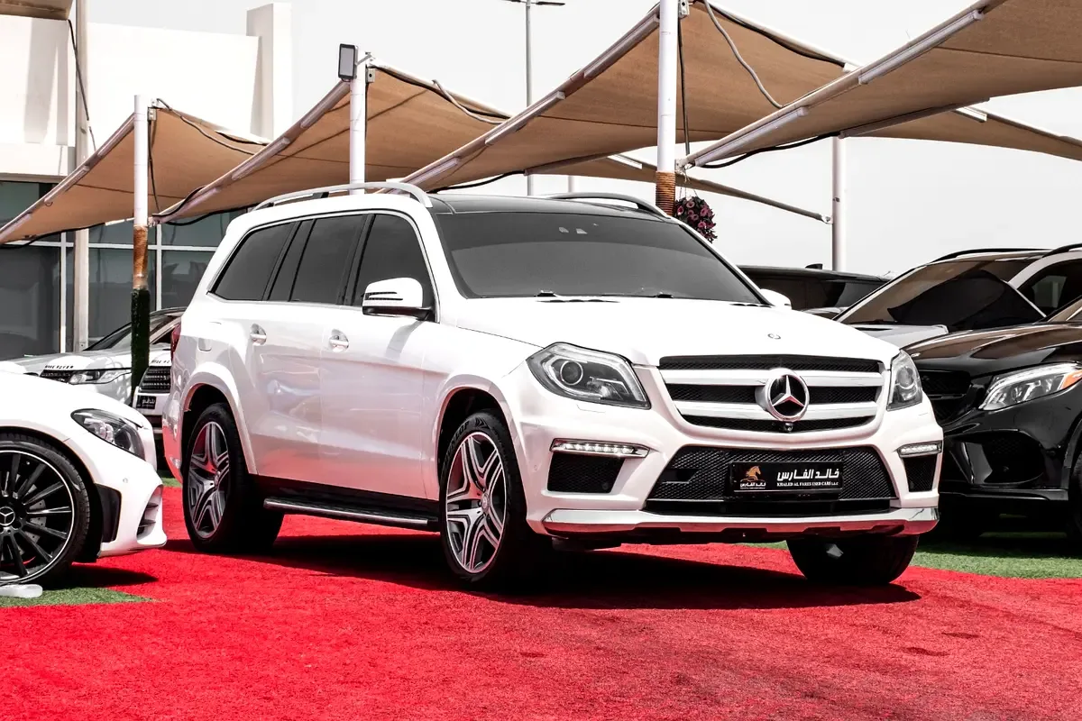 Mercedes-Benz GL-Class GL 500 BlueEfficiency 7G-Tronic Plus 4Matic (435 حصان) - 3
