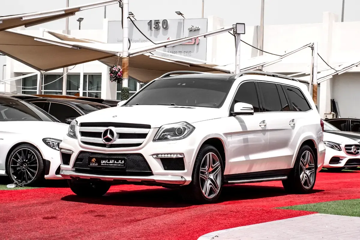 Mercedes-Benz GL-Class GL 500 BlueEfficiency 7G-Tronic Plus 4Matic (435 hp)
