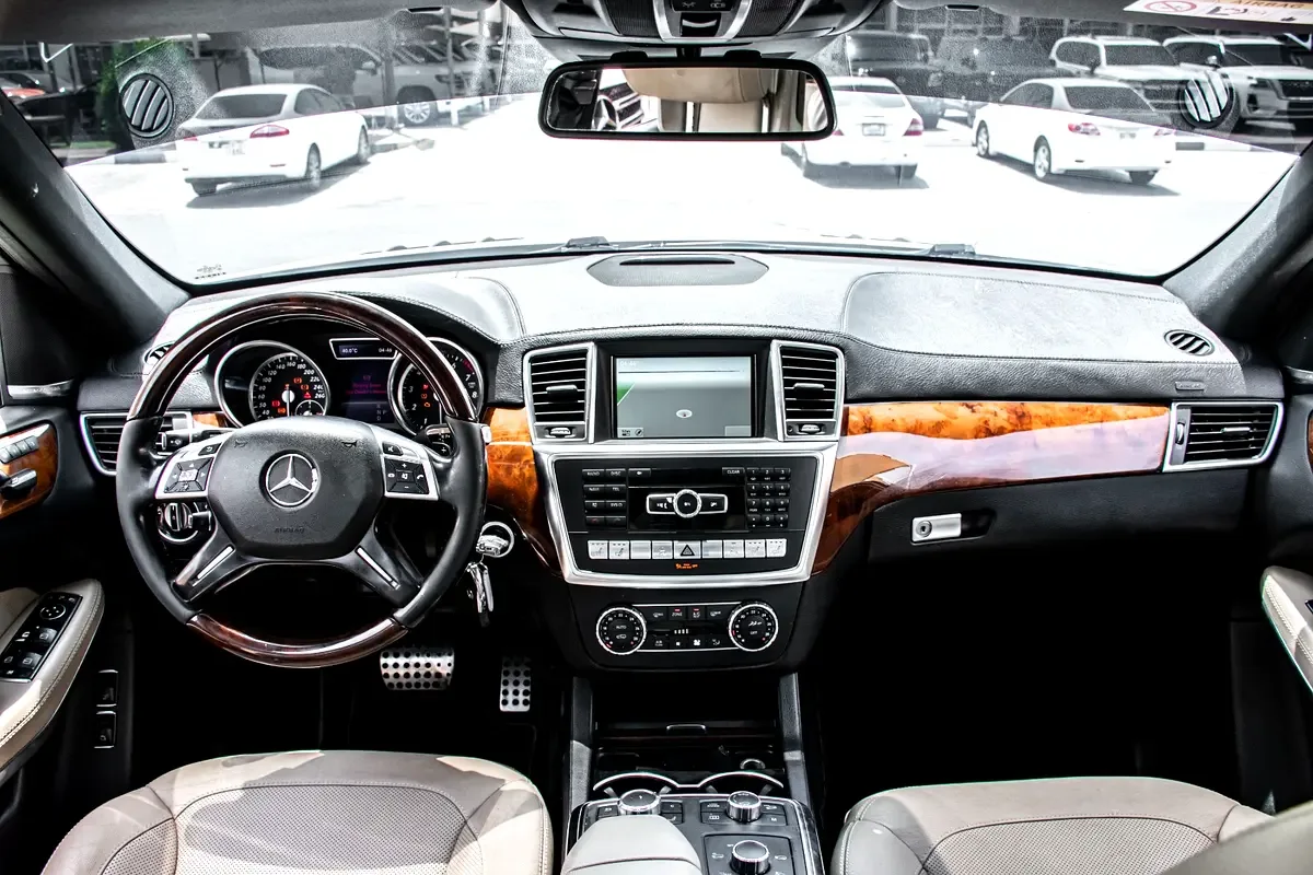 Mercedes-Benz GL-Class GL 500 BlueEfficiency 7G-Tronic Plus 4Matic (435 حصان) - 6