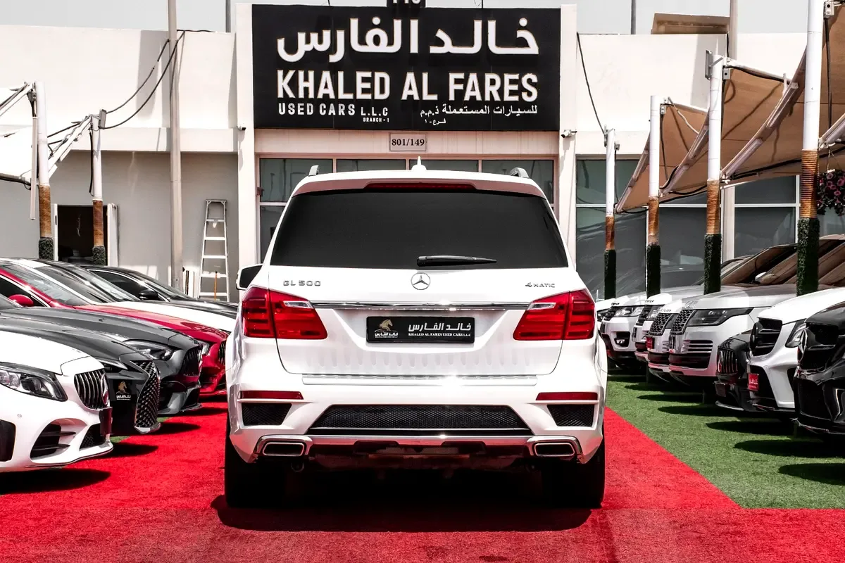 Mercedes-Benz GL-Class GL 500 BlueEfficiency 7G-Tronic Plus 4Matic (435 حصان) - 18