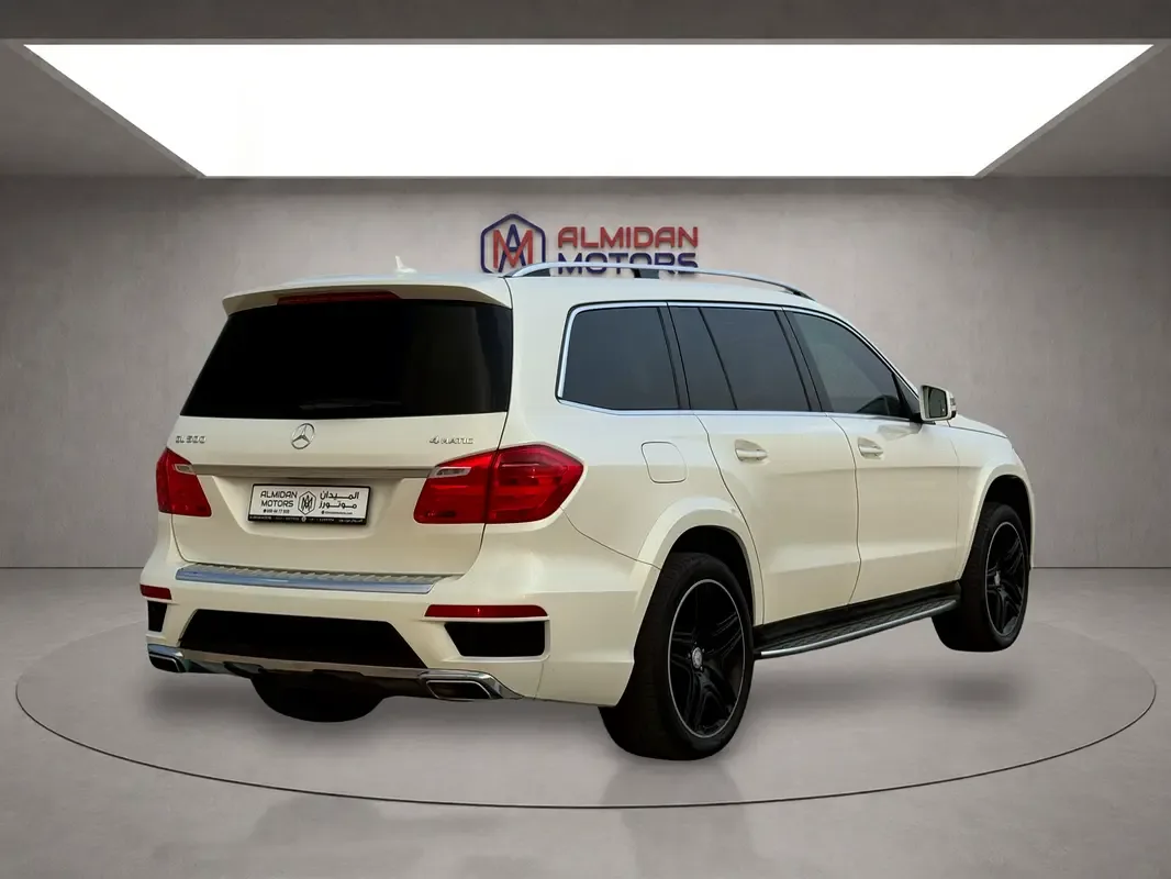Mercedes-Benz GL-Class GL 500 BlueEfficiency 7G-Tronic Plus 4Matic (435 hp) - 9