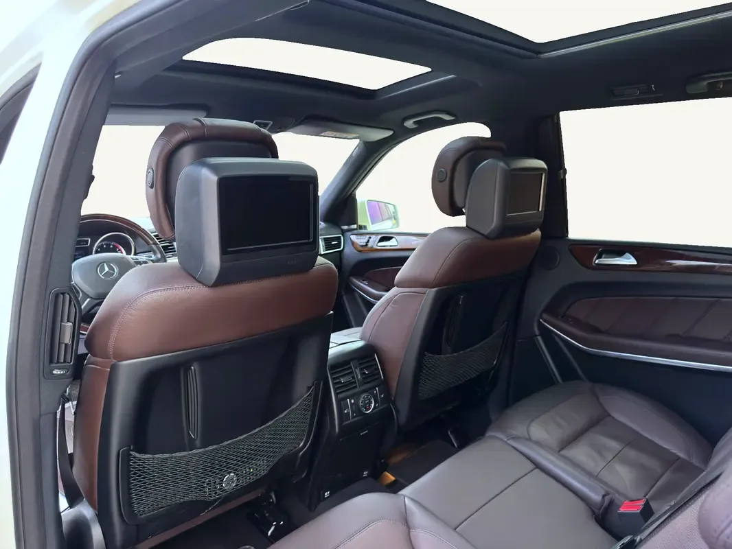 Mercedes-Benz GL-Class GL 500 BlueEfficiency 7G-Tronic Plus 4Matic (435 hp) - 11