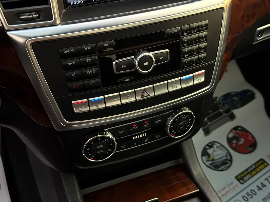 Mercedes-Benz GL-Class GL 500 BlueEfficiency 7G-Tronic Plus 4Matic (435 hp) - 15