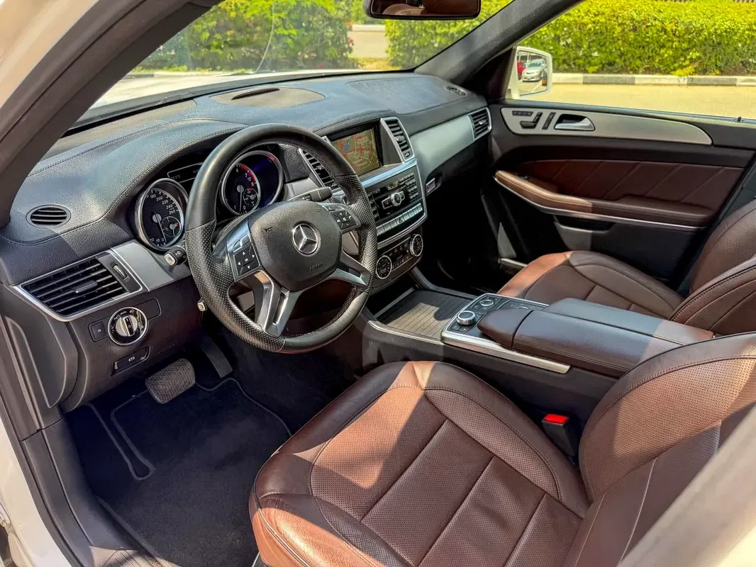 Mercedes-Benz GL-Class GL 500 BlueEfficiency 7G-Tronic Plus 4Matic (435 hp) - 12