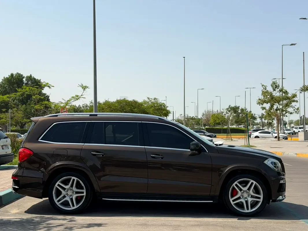 Mercedes-Benz GL-Class GL 500 BlueEfficiency 7G-Tronic Plus 4Matic (435 hp) - 3