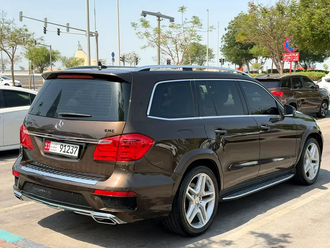 Mercedes-Benz GL-Class GL 500 BlueEfficiency 7G-Tronic Plus 4Matic (435 hp) - 6